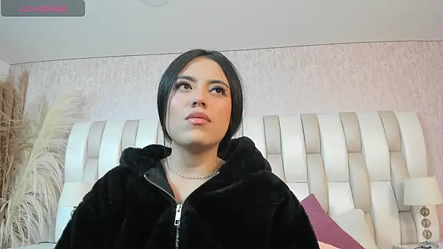 Rebeca jones online show from January 2026 12:10:01 PM