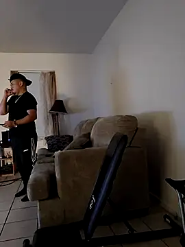 Snapshot of hungpenis210 chatting on October 2025 01:52:02 AM hungpenis210 online show from October 2025 01:52:02 AM