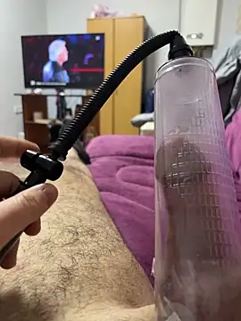 Snapshot of strange6696 chatting on January 2025 06:08:02 PM strange6696 online show from January 2025 06:08:02 PM