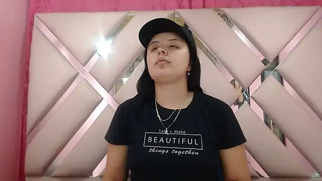 nathaly low1 online show from December 2025 03:02:01 AM