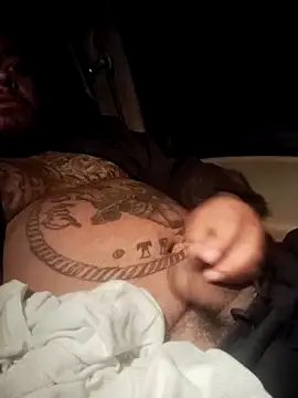 Snapshot of Martinez7233 chatting on November 2025 11:12:01 AM Martinez7233 online show from November 2025 11:12:01 AM