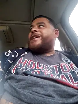 Snapshot of Martinez7233 chatting on November 2025 10:47:02 PM Martinez7233 online show from November 2025 10:47:02 PM