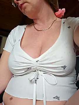 Pitufina love online show from March 2025 12:46:01 PM