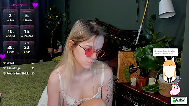Snapshot of lady_bellaa chatting on December 2024 12:08:02 PM lady bellaa online show from December 2024 12:08:02 PM