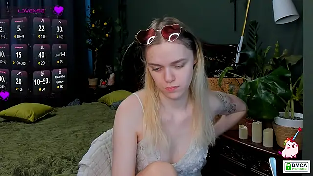 Snapshot of lady_bellaa chatting on December 2024 10:41:01 AM lady bellaa online show from December 2024 10:41:01 AM