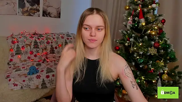 Snapshot of lady_bellaa chatting on December 2024 09:17:02 AM lady bellaa online show from December 2024 09:17:02 AM
