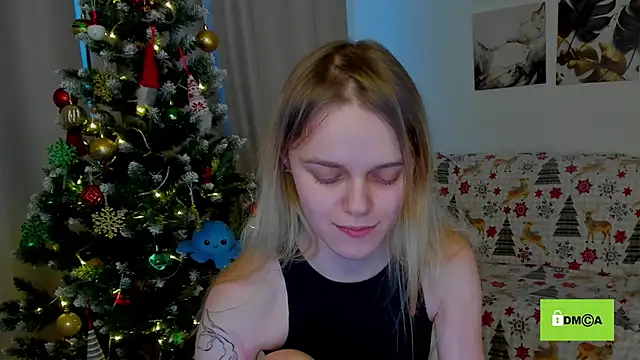 Snapshot of lady_bellaa chatting on January 2025 12:13:02 PM lady bellaa online show from January 2025 12:13:02 PM