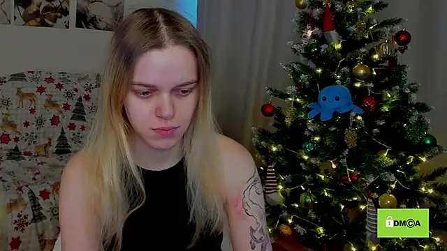 Snapshot of lady_bellaa chatting on January 2025 08:00:01 AM lady bellaa online show from January 2025 08:00:01 AM