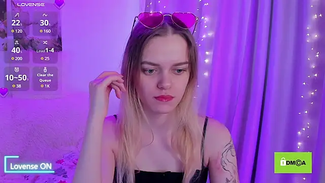 Snapshot of lady_bellaa chatting on February 2025 08:00:02 AM lady bellaa online show from February 2025 08:00:02 AM