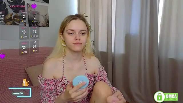 Snapshot of lady_bellaa chatting on September 2025 07:19:02 AM lady bellaa online show from September 2025 07:19:02 AM