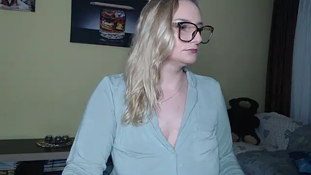 alicesweet21 online show from January 2026 09:51:02 PM