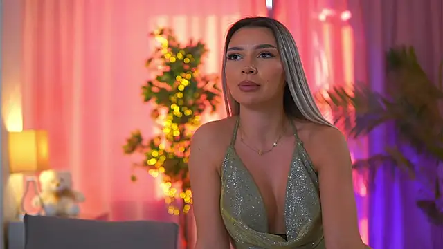 ArtTeasee online show from March 2025 01:19:02 PM