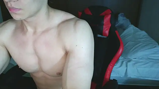 Snapshot of aresholland chatting on November 2025 12:13:01 AM aresholland online show from November 2025 12:13:01 AM