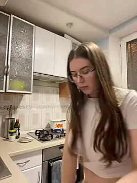   Samer  online show from March 2025 07:06:02 PM