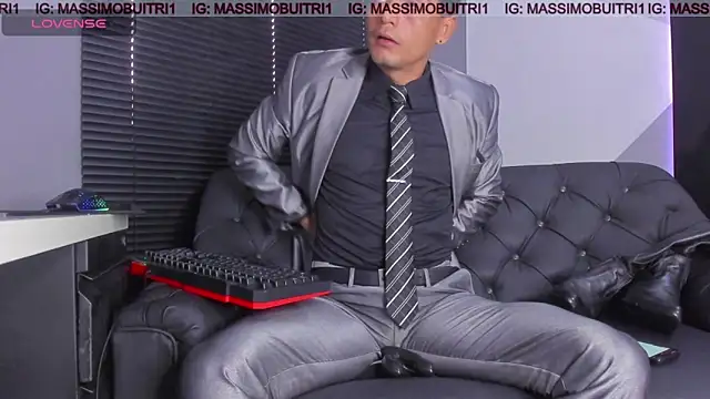 Snapshot of massimo_g chatting on May 2026 11:48:01 AM massimo g online show from May 2026 11:48:01 AM