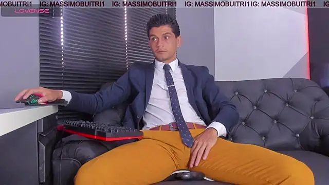 Snapshot of massimo_g chatting on May 2026 01:51:02 PM massimo g online show from May 2026 01:51:02 PM