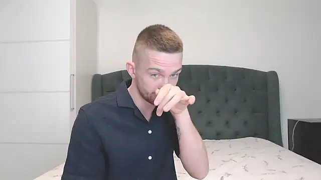 Marselle Laker online show from December 2024 06:28:01 AM