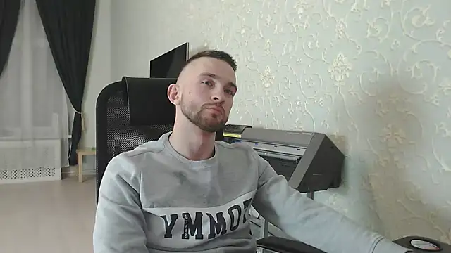 Marselle Laker online show from December 2025 04:23:02 PM