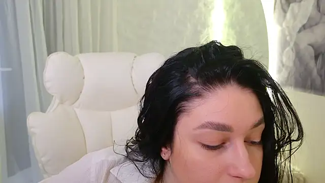 Snapshot of moniqque chatting on May 2026 04:29:02 AM moniqque online show from May 2026 04:29:02 AM