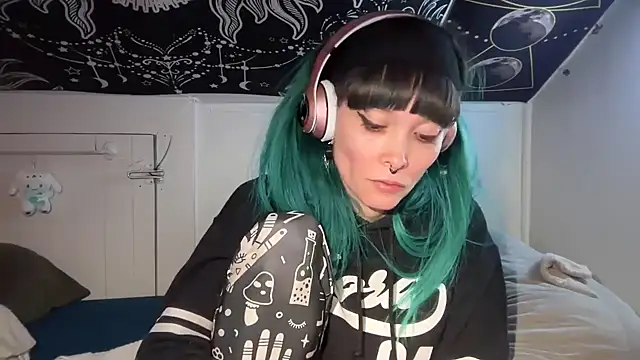 FRRANNKIE online show from January 2025 04:48:02 PM