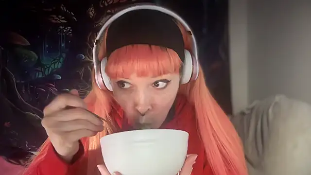 FRRANNKIE online show from December 2025 02:13:01 PM