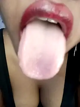 Snapshot of Hotlisa chatting on January 2025 05:20:01 PM Hotlisa online show from January 2025 05:20:01 PM