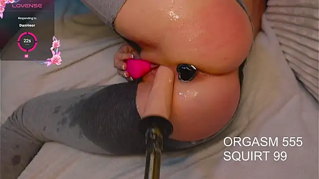 Alissaasex online show from February 2026 01:17:01 PM