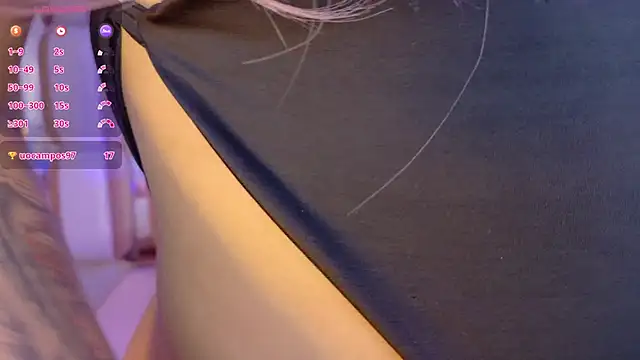 valkiria moore online show from September 2025 08:08:02 PM