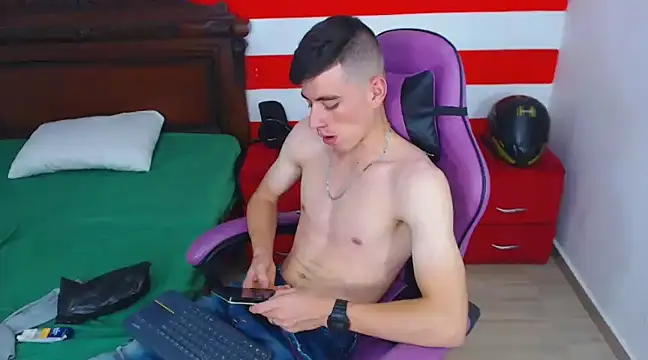 Snapshot of DEIBY_BABY chatting on December 2024 10:56:01 PM DEIBY BABY online show from December 2024 10:56:01 PM