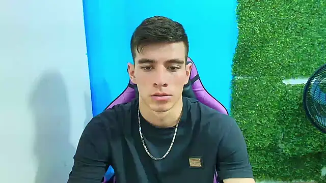 Snapshot of DEIBY_BABY chatting on January 2025 10:11:02 PM DEIBY BABY online show from January 2025 10:11:02 PM