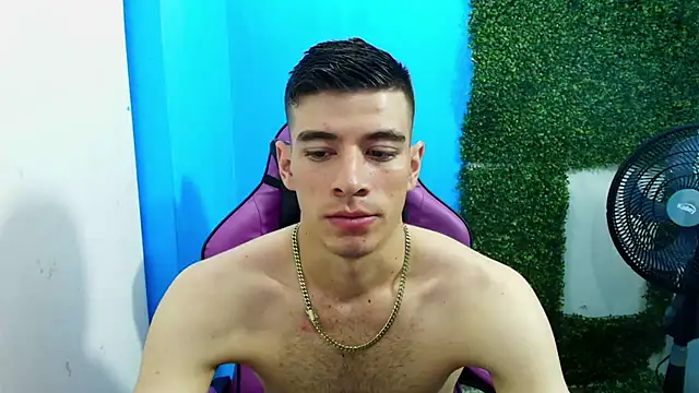 Snapshot of DEIBY_BABY chatting on January 2025 09:55:02 PM DEIBY BABY online show from January 2025 09:55:02 PM