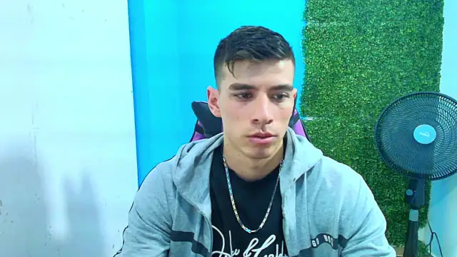 Snapshot of DEIBY_BABY chatting on January 2025 08:54:01 PM DEIBY BABY online show from January 2025 08:54:01 PM