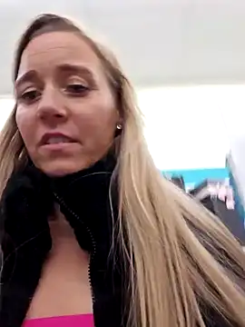 SkyelarSommer online show from December 2024 12:41:02 AM