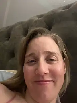 SkyelarSommer online show from March 2025 03:29:01 AM