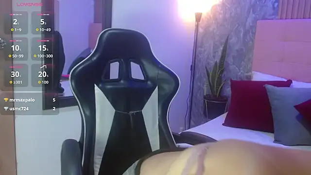 Snapshot of victoria__milf_ chatting on January 2026 08:11:02 PM victoria milf online show from January 2026 08:11:02 PM