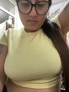 Snapshot of croftsmila chatting on February 2026 11:41:01 PM croftsmila online show from February 2026 11:41:01 PM