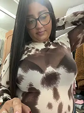 Snapshot of croftsmila chatting on February 2026 10:49:02 PM croftsmila online show from February 2026 10:49:02 PM