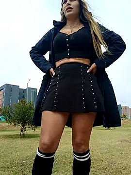 Snapshot of Misscata1106 chatting on February 2026 07:56:02 PM Misscata1106 online show from February 2026 07:56:02 PM