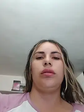 Snapshot of Misscata1106 chatting on June 2026 03:18:01 PM Misscata1106 online show from June 2026 03:18:01 PM