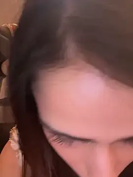 LaPetitechienne1 online show from February 2025 04:20:01 PM