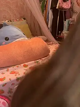 LaPetitechienne1 online show from February 2025 03:27:01 PM