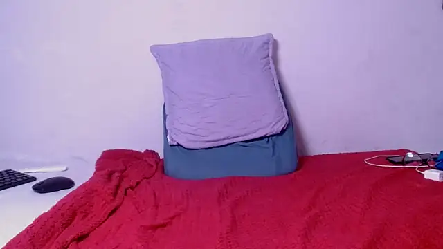 Snapshot of hannapasion chatting on February 2026 09:00:02 PM hannapasion online show from February 2026 09:00:02 PM