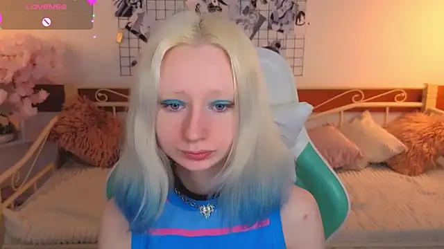 Katia Kim online show from February 2026 06:33:02 AM