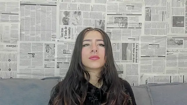 Snapshot of Mhelanny2 chatting on December 2024 06:06:02 AM Mhelanny2 online show from December 2024 06:06:02 AM