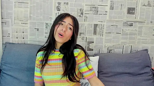 Snapshot of Mhelanny2 chatting on January 2025 06:24:01 PM Mhelanny2 online show from January 2025 06:24:01 PM