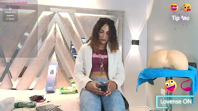 Snapshot of StefanyMiler chatting on October 2025 08:09:02 PM StefanyMiler online show from October 2025 08:09:02 PM