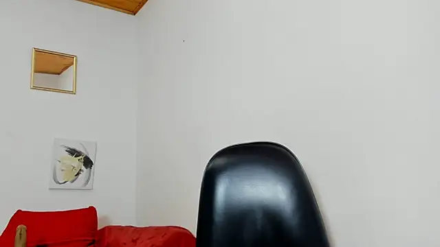 yasmin goldenst online show from December 2025 10:57:02 AM