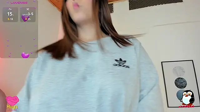 cristal  hot 1 online show from February 2025 01:22:01 PM