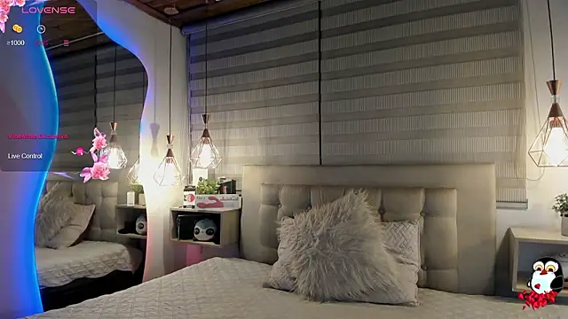 cristal  hot 1 online show from January 2026 05:09:01 AM