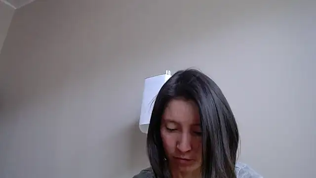 Snapshot of Sophi_Cute chatting on February 2025 12:16:01 PM Sophi Cute online show from February 2025 12:16:01 PM